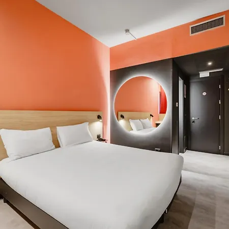 Hotel Ibis Styles Aurelia 4*