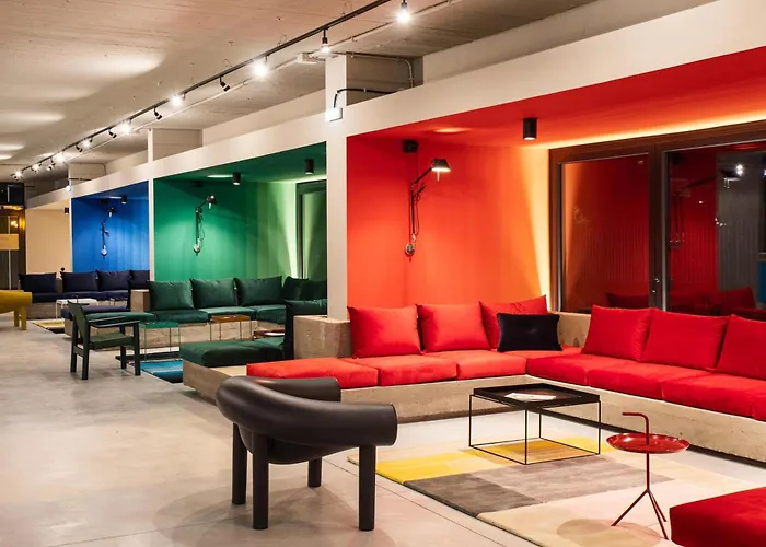 Ibis Styles Aurelia Hotel 4*