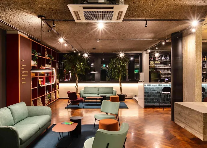 Ibis Styles Aurelia Hotel 4*