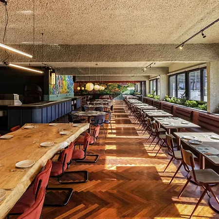 Ibis Styles Aurelia Hotel 4*