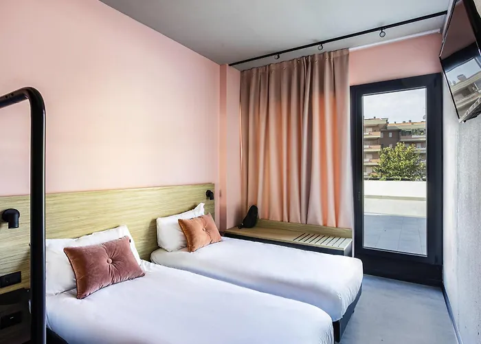 Hotel Ibis Styles Aurelia 4*